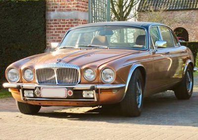 (Nederlands) Jaguar Daimler Vandenplas V12 serie II